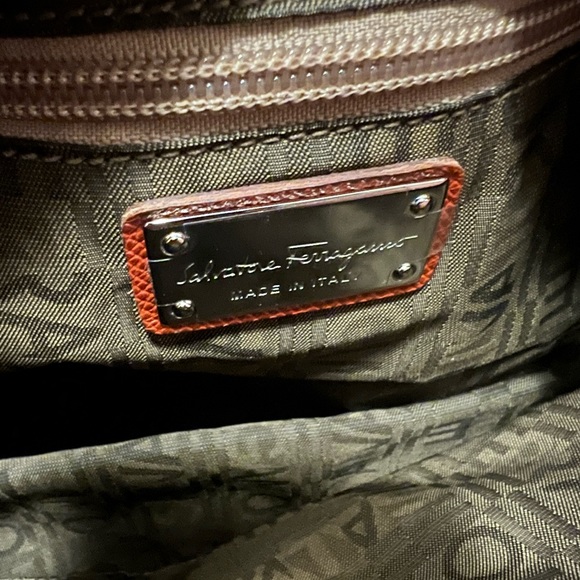 Salvatore Ferragamo Handbag - Picture 8 of 11